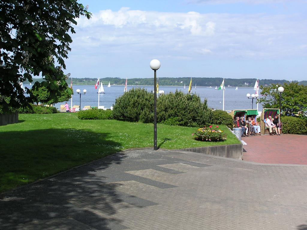 Kurpark Appartement Глюксбург Екстер'єр фото